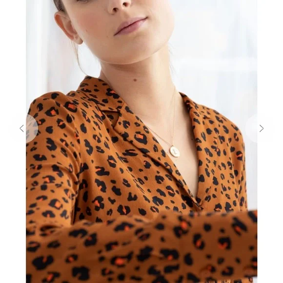 & OTHER STORIES Leopard Print Button down Top - Picture 4 of 9